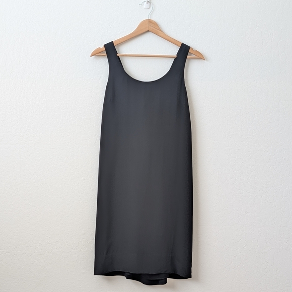 Madewell Dresses & Skirts - Madewell Black Silk Sleeveless Mini Dress with Tie Back Size Small